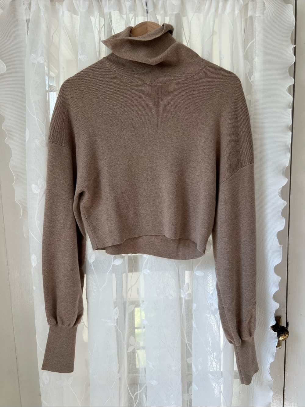 Aritzia Wilfred Cropped Turtleneck Sweater in Taupe Brown